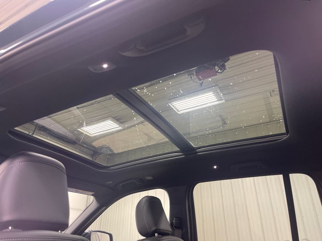 2027 Jeep Grand Cherokee Limited Reserve