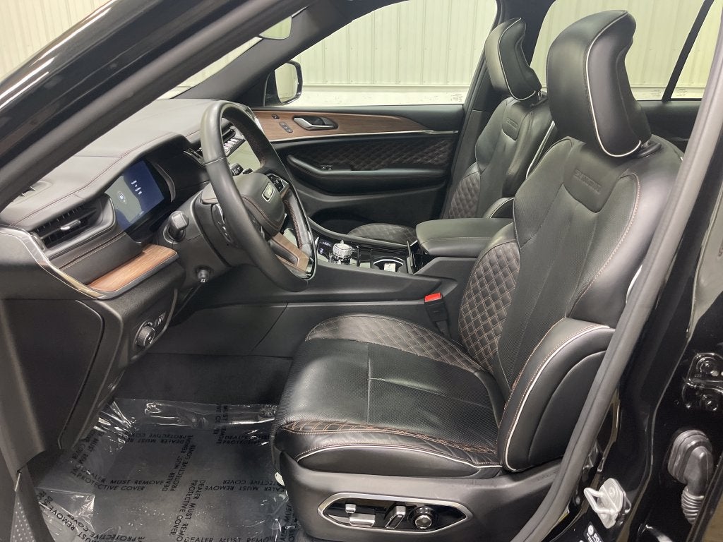 2025 Jeep Grand Cherokee Summit