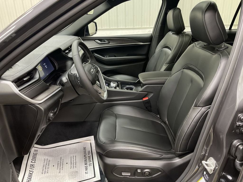 2026 Jeep Grand Cherokee L Limited 4X4