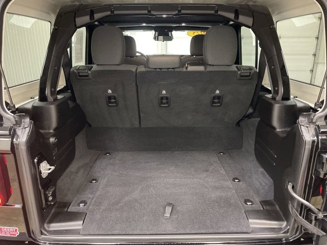 2025 Jeep Wrangler 4xe Sahara 4x4