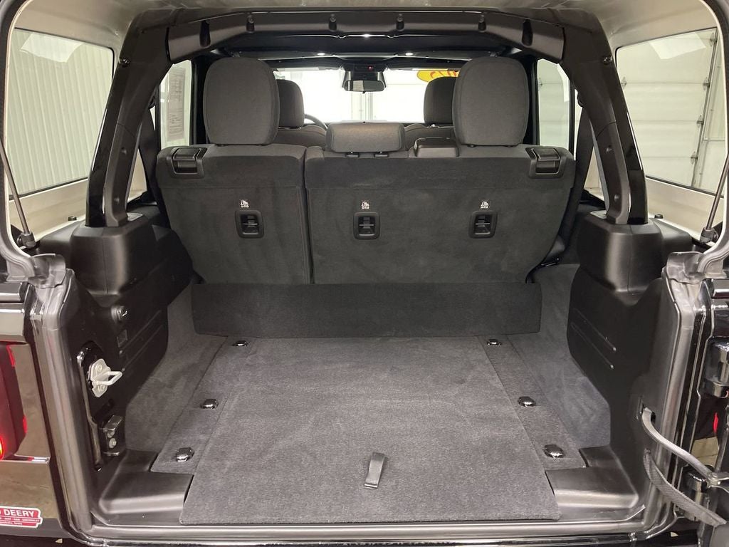 2025 Jeep Wrangler 4xe Sahara 4x4