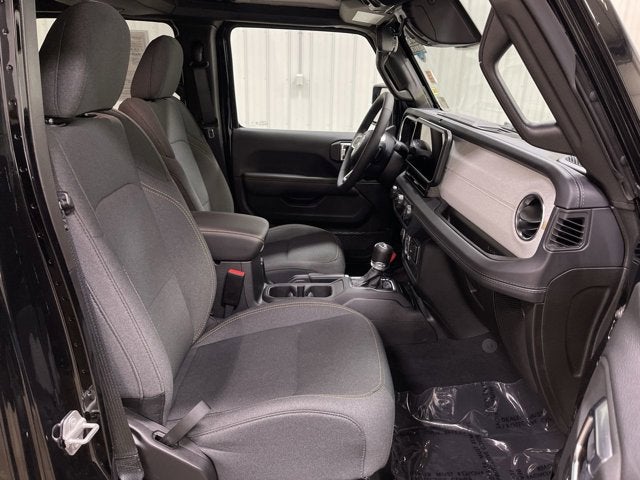 2025 Jeep Wrangler 4xe Sahara 4x4