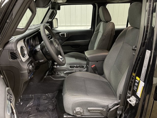 2025 Jeep Wrangler 4xe Sahara 4x4