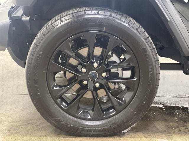 2025 Jeep Wrangler 4xe Sahara 4x4