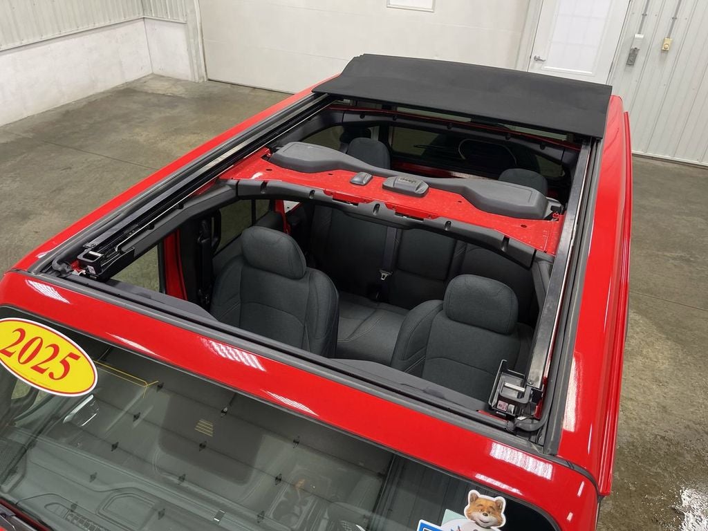 2025 Jeep Wrangler Sahara 4xe
