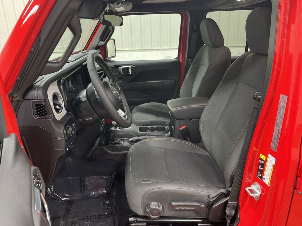 2025 Jeep Wrangler Sahara 4xe
