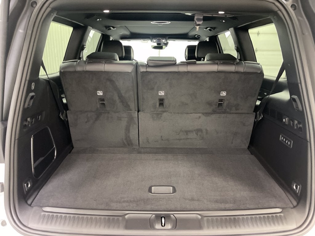 2027 Jeep Grand Wagoneer Upland