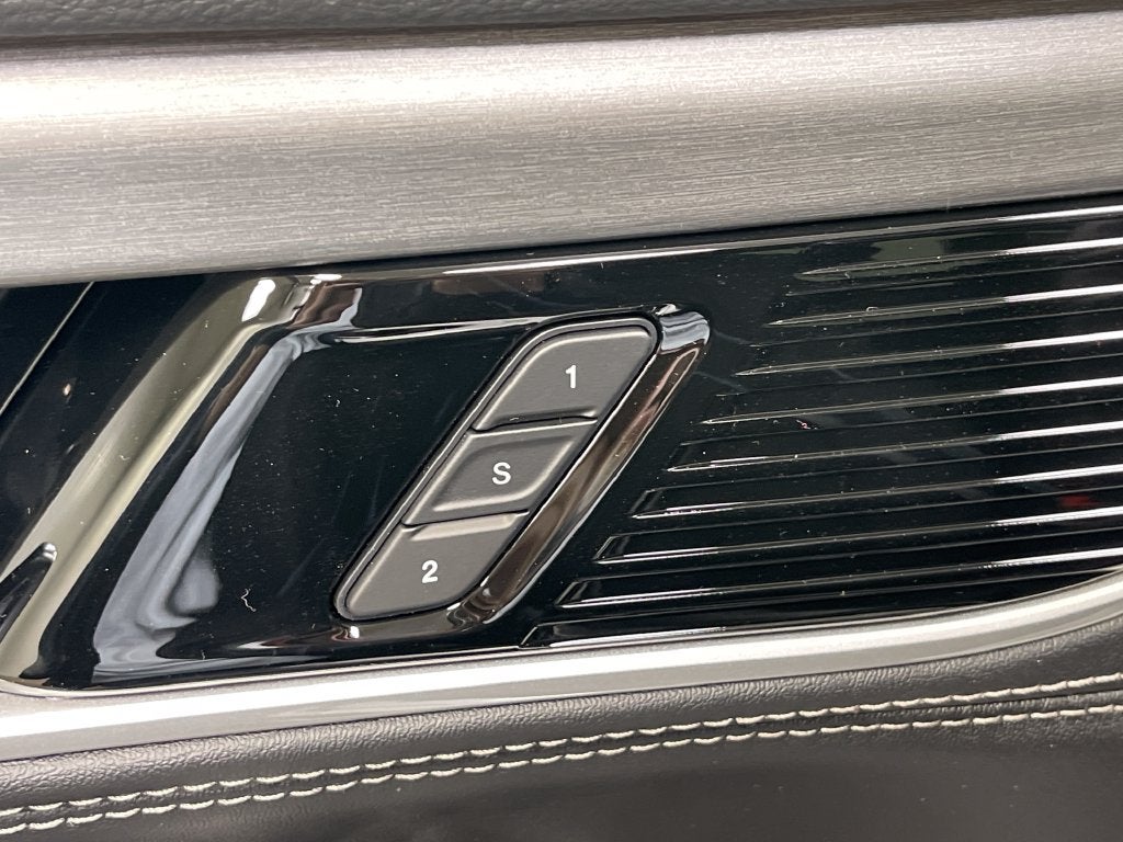 2027 Jeep Grand Wagoneer Upland