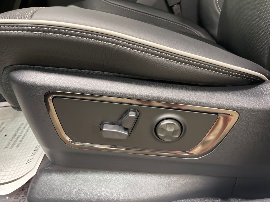 2027 RAM 1500 Limited