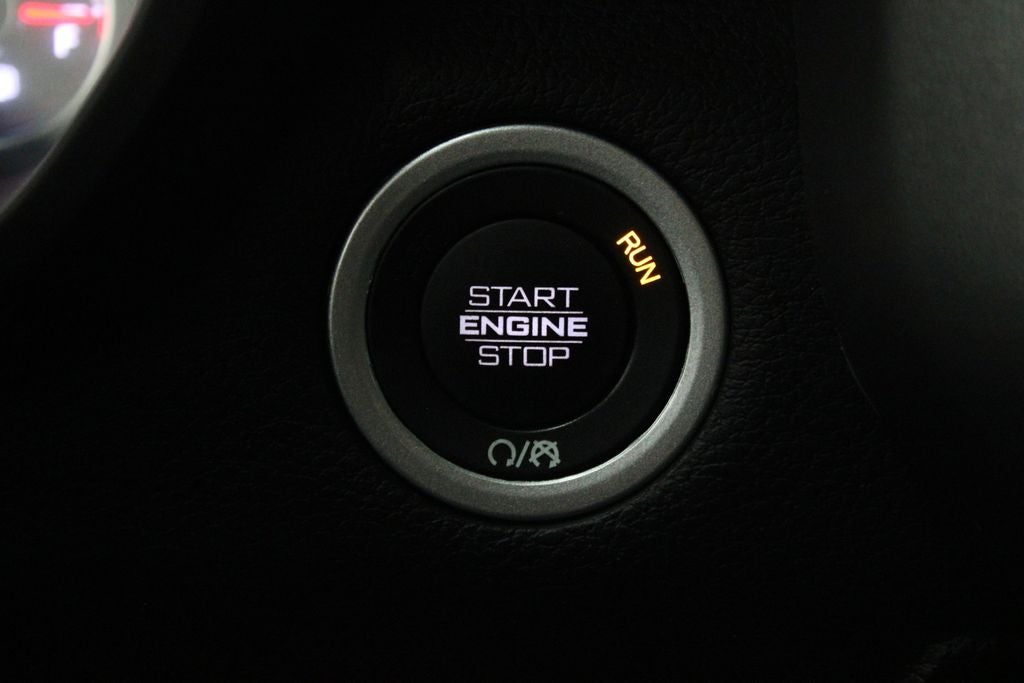2025 RAM 1500 Laramie Crew Cab 4X4