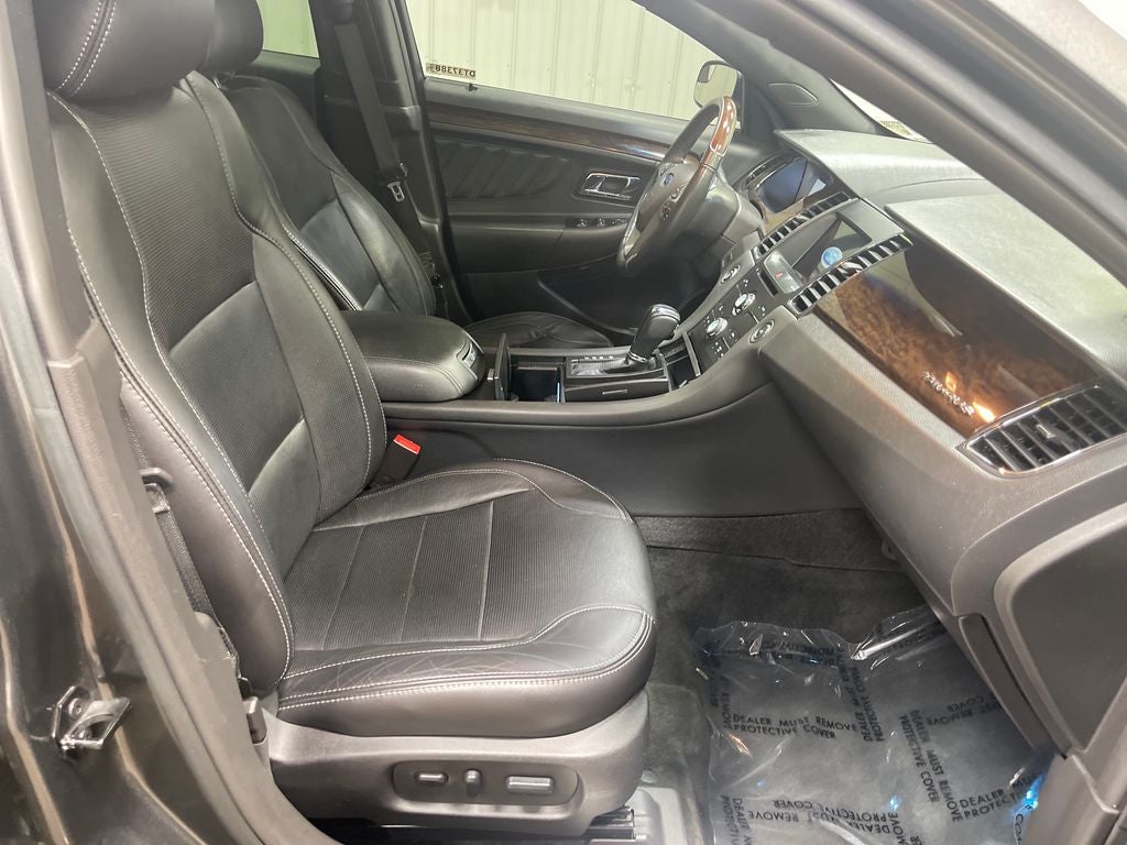 2016 Ford Taurus Limited