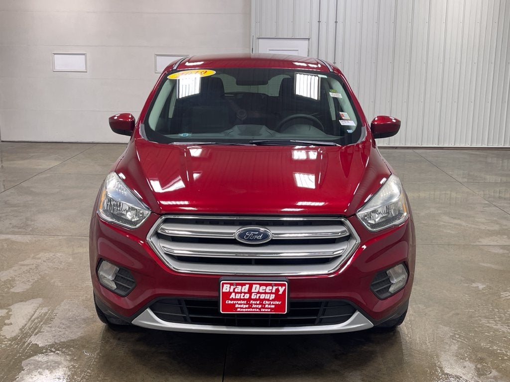Used 2019 Ford Escape SE with VIN 1FMCU0GD8KUA31191 for sale in Maquoketa, IA