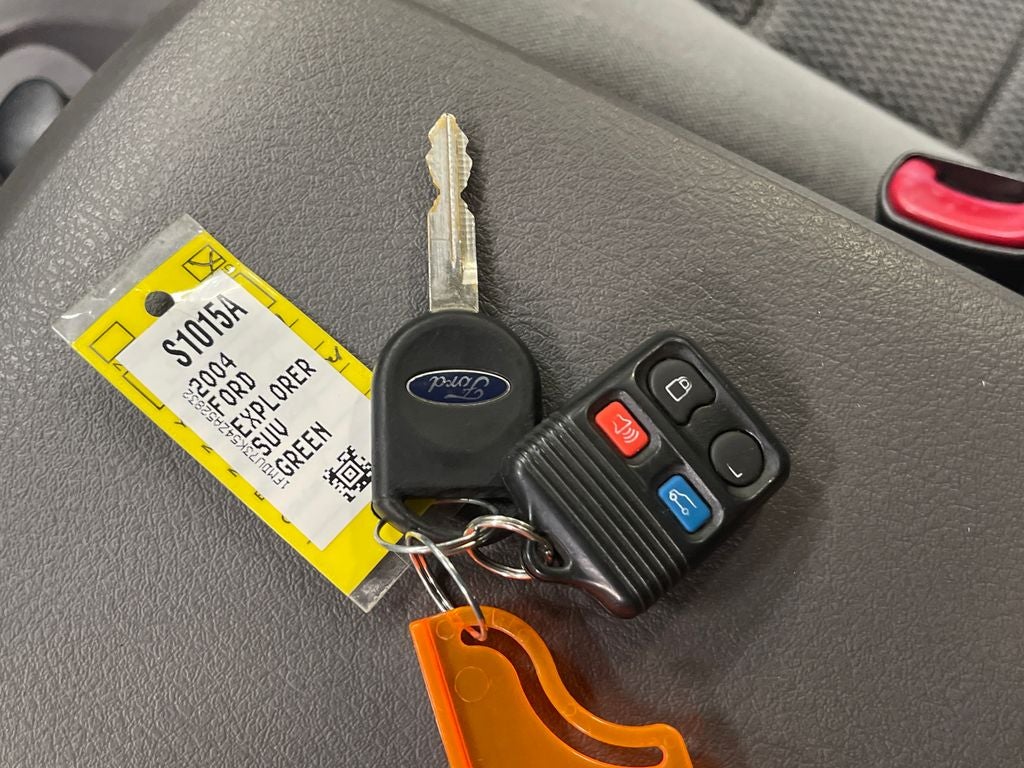 2004 Ford Explorer XLT