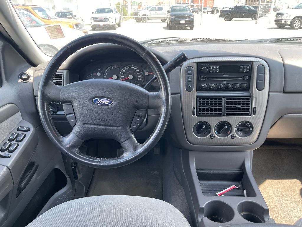 2004 Ford Explorer XLT