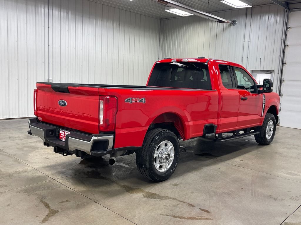2025 Ford F-350SD XLT