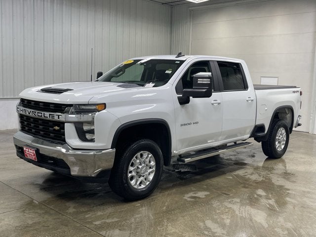 2020 Chevrolet Silverado 3500HD LT Crew Cab 4X4