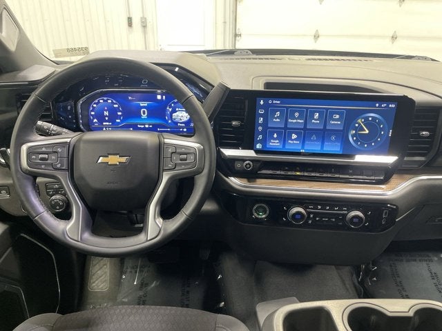 2023 Chevrolet Silverado 1500 LT Crew Cab 4X4