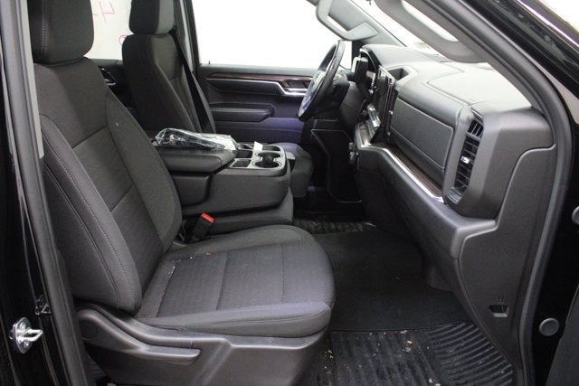 2024 Chevrolet Silverado 1500 LT Crew Cab 4X4