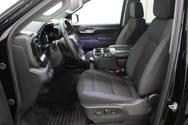 2024 Chevrolet Silverado 1500 LT Crew Cab 4X4