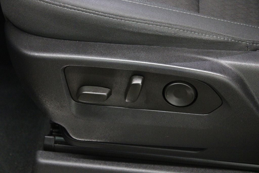 2022 Chevrolet Silverado 1500 LT Crew Cab 4X4