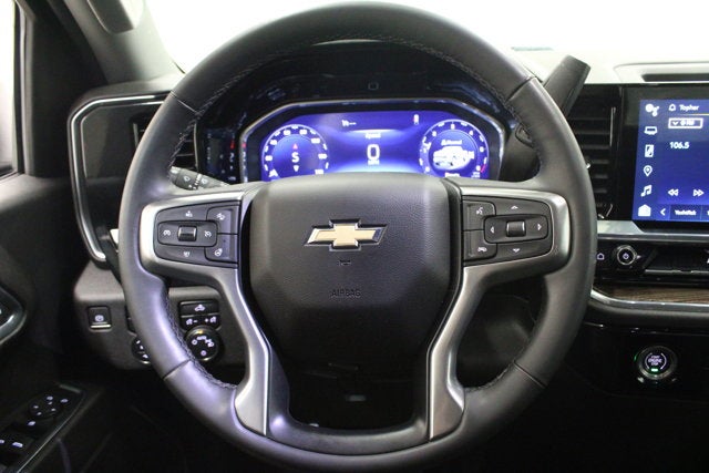 2023 Chevrolet Silverado 1500 LT Crew Cab 4X4