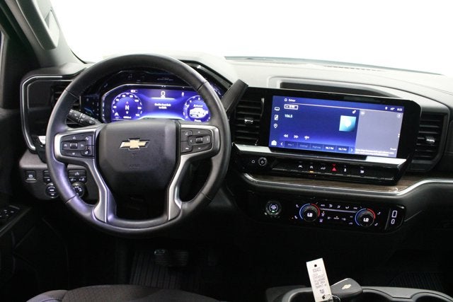 2024 Chevrolet Silverado 1500 LT Crew Cab 4X4