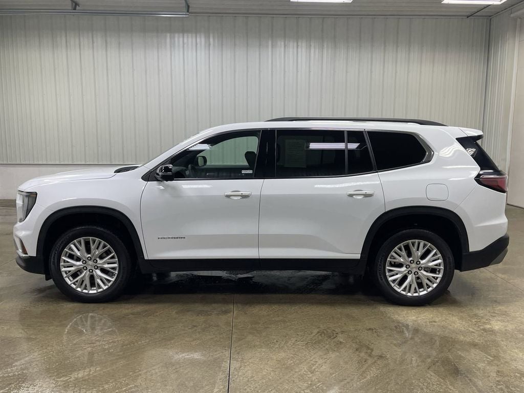 2024 GMC Acadia Elevation