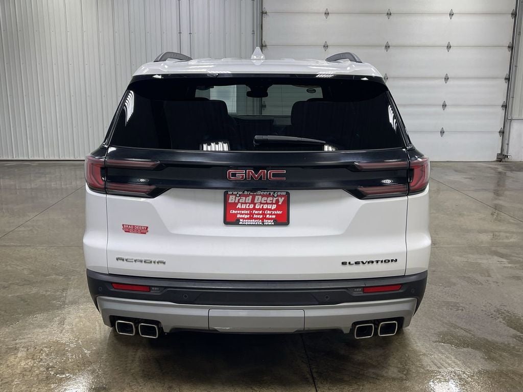 2024 GMC Acadia Elevation
