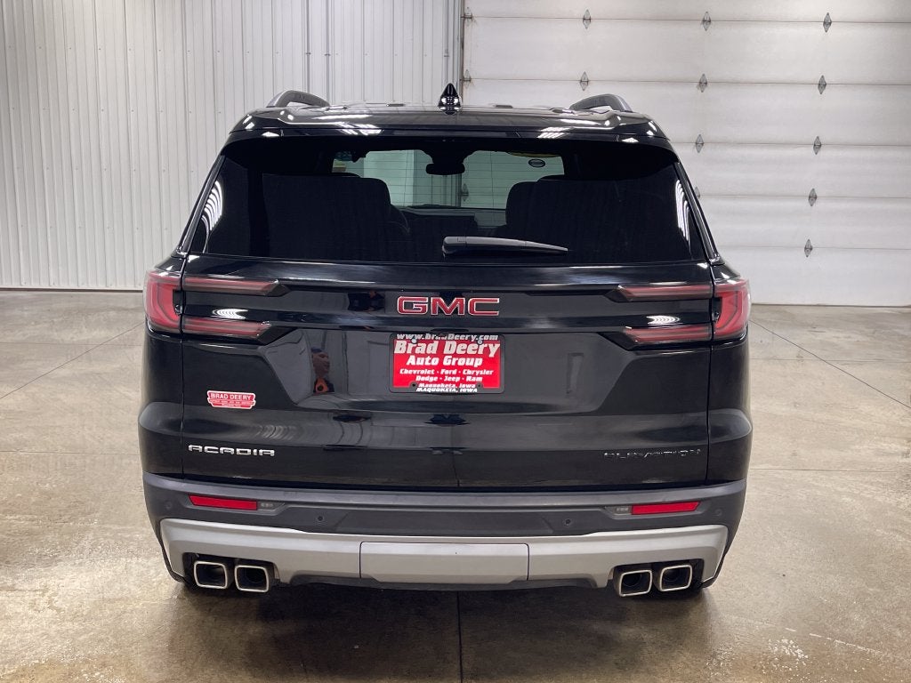 2024 GMC Acadia Elevation