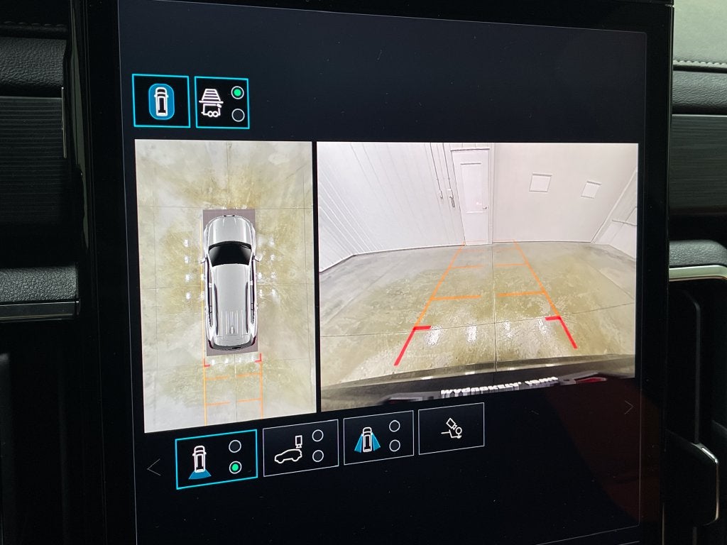 2024 GMC Acadia Elevation