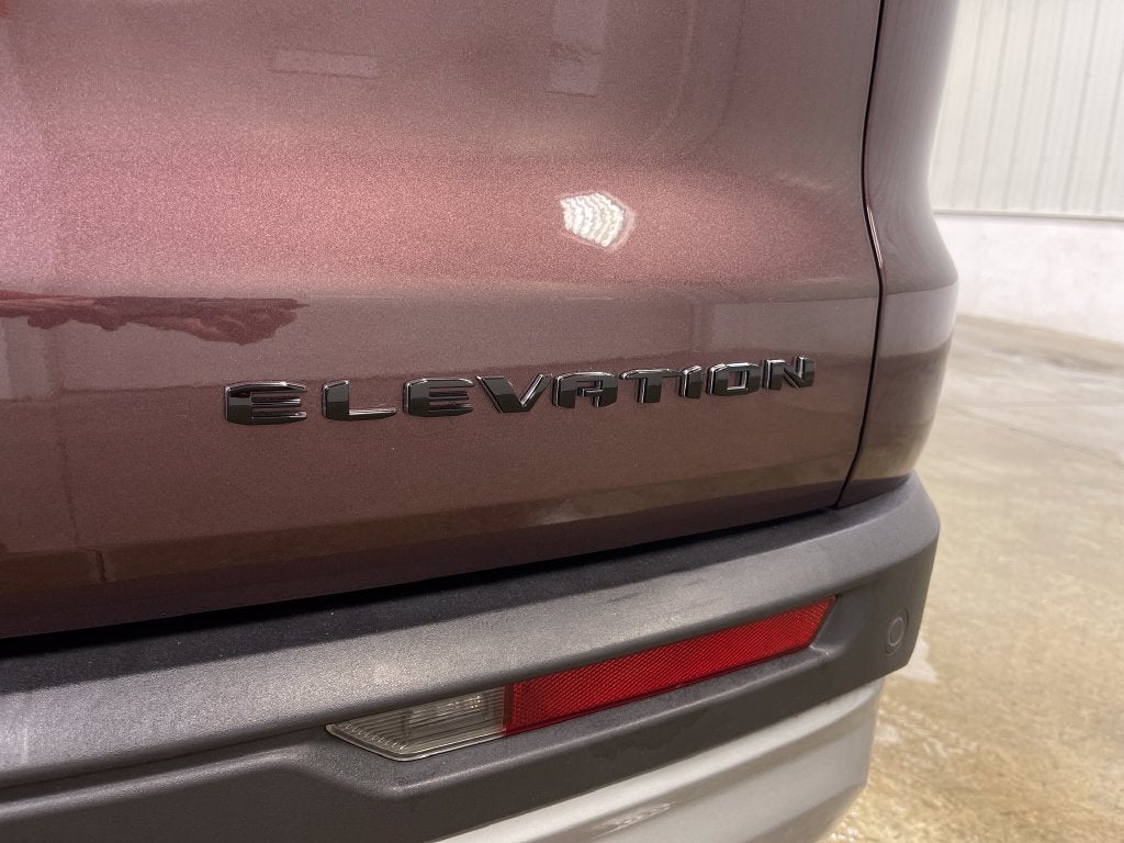 2025 GMC Acadia Elevation