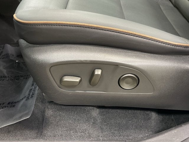 2025 GMC Acadia AT4 AWD