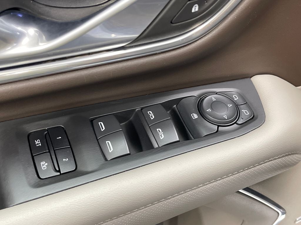 2022 GMC Yukon SLT