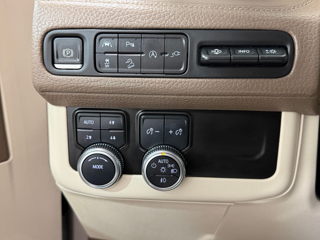 2021 GMC Yukon Denali 4WD