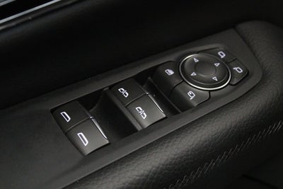 2025 GMC Yukon Denali 4WD