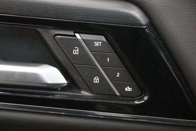 2025 GMC Yukon Denali 4WD