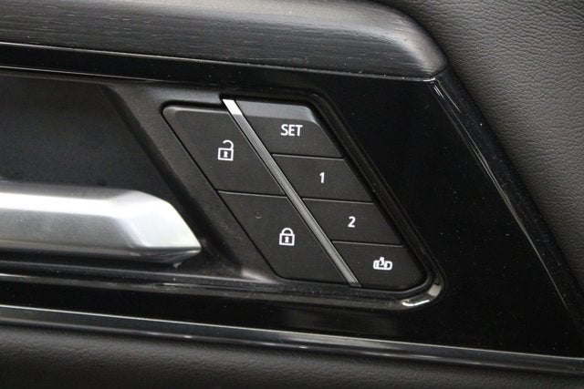 2025 GMC Yukon Denali 4WD