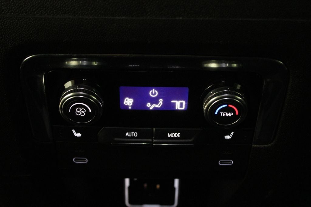 2025 GMC Yukon Denali 4WD