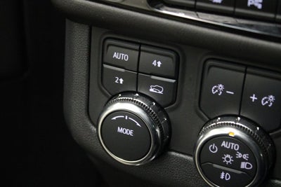 2025 GMC Yukon Denali 4WD