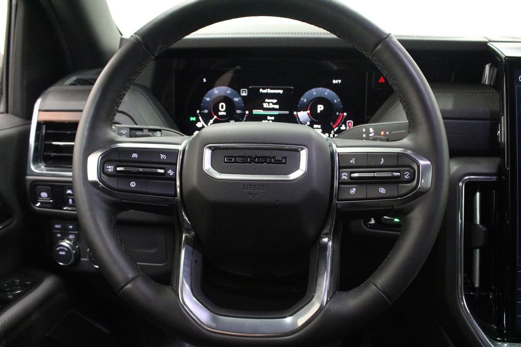 2025 GMC Yukon Denali 4WD