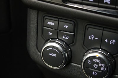 2025 GMC Yukon Denali 4WD