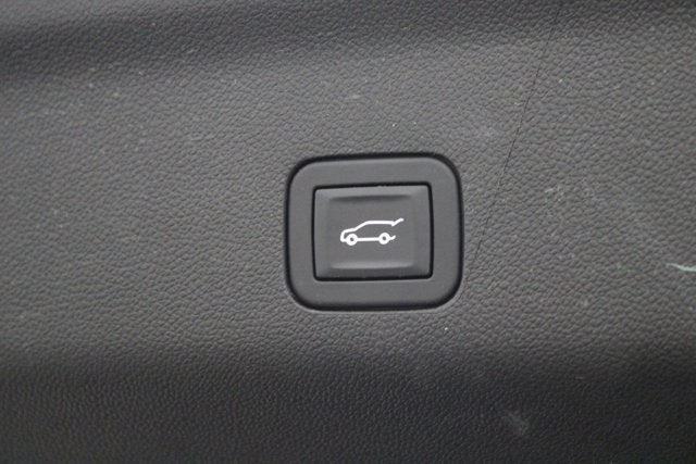 2025 GMC Yukon Denali 4WD