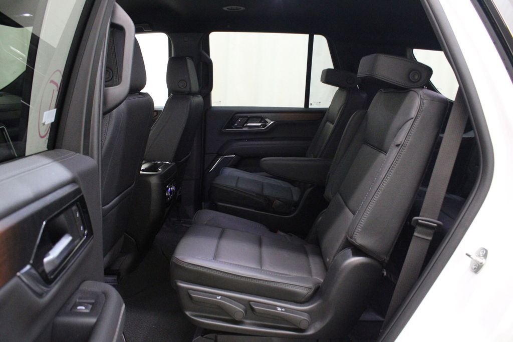 2025 GMC Yukon Denali 4WD