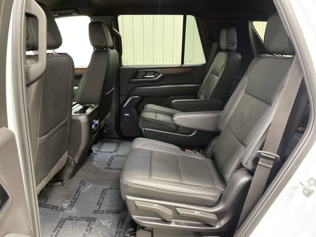 2025 GMC Yukon Denali 4WD