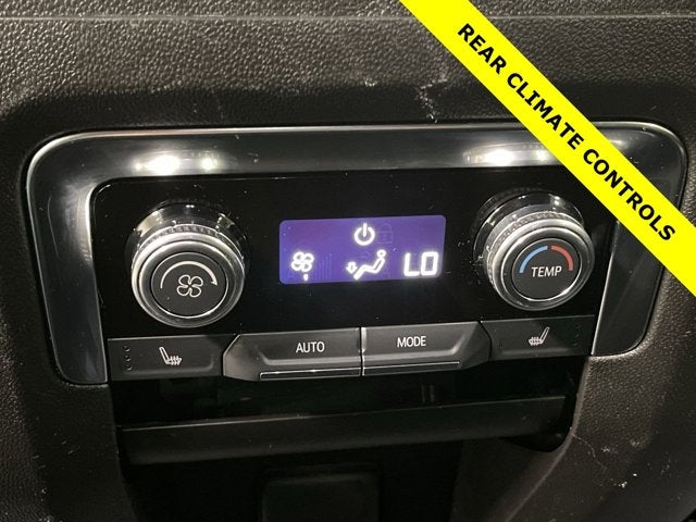 2025 GMC Yukon Denali 4WD