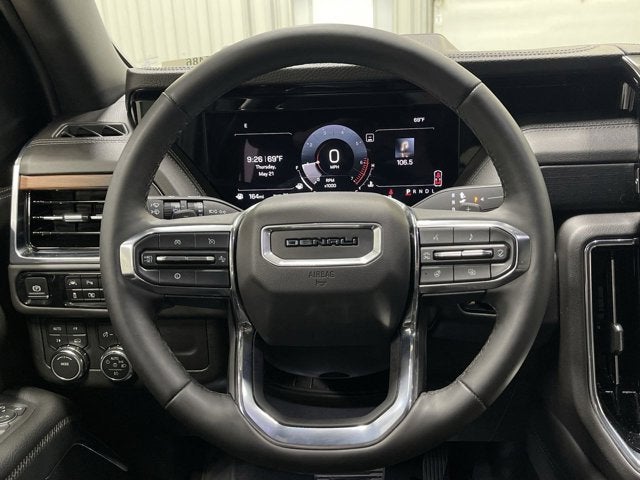 2025 GMC Yukon Denali 4WD