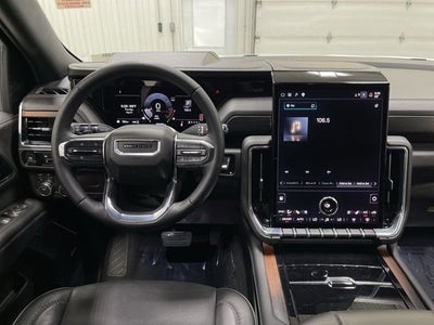 2025 GMC Yukon Denali 4WD