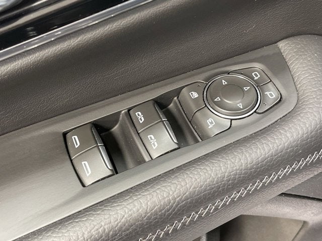 2025 GMC Yukon Denali 4WD