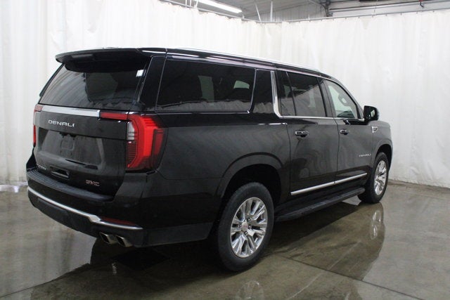 2025 GMC Yukon XL Denali 4WD