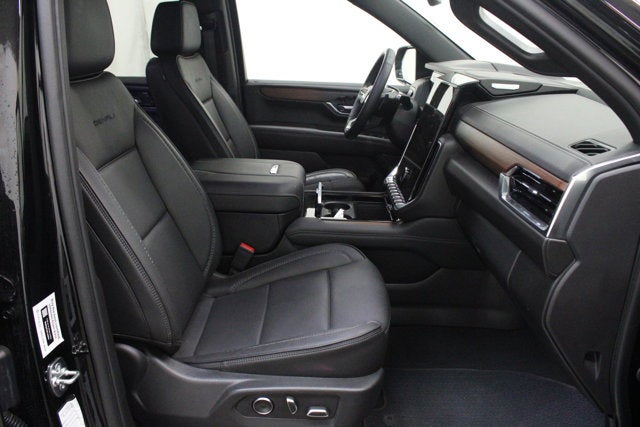 2025 GMC Yukon XL Denali 4WD